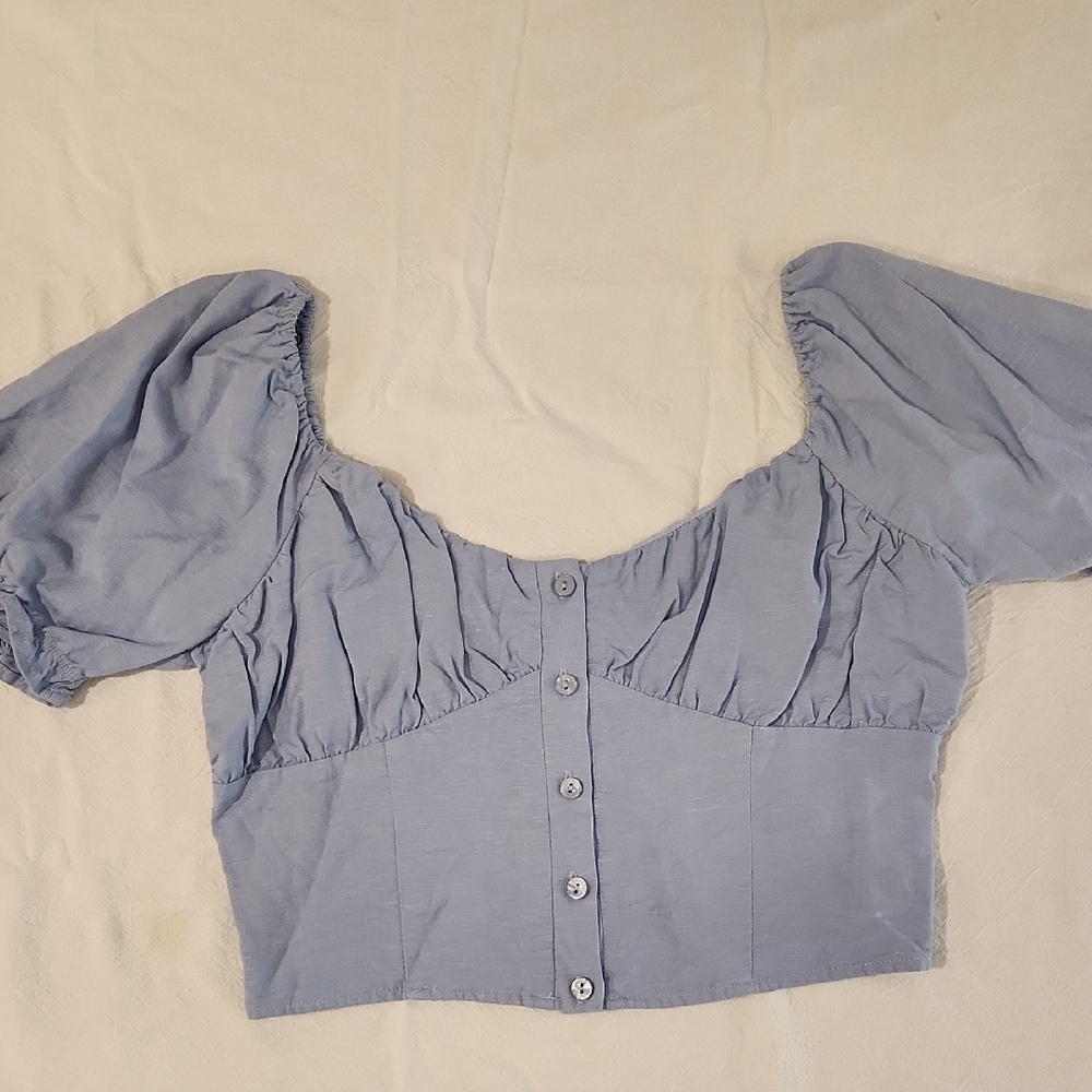 Forever 21 Periwinkle Puff Sleeve Button-Up Crop Top
